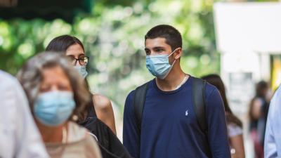 People in public wearing face masks 